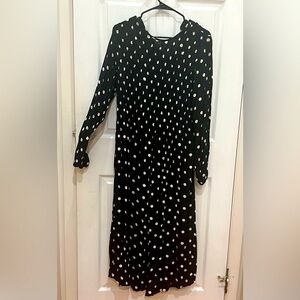 H&M POLKA SMOCKED DRESS